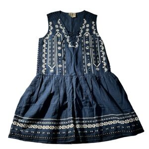 Navy and white embroidered day out dress size 4